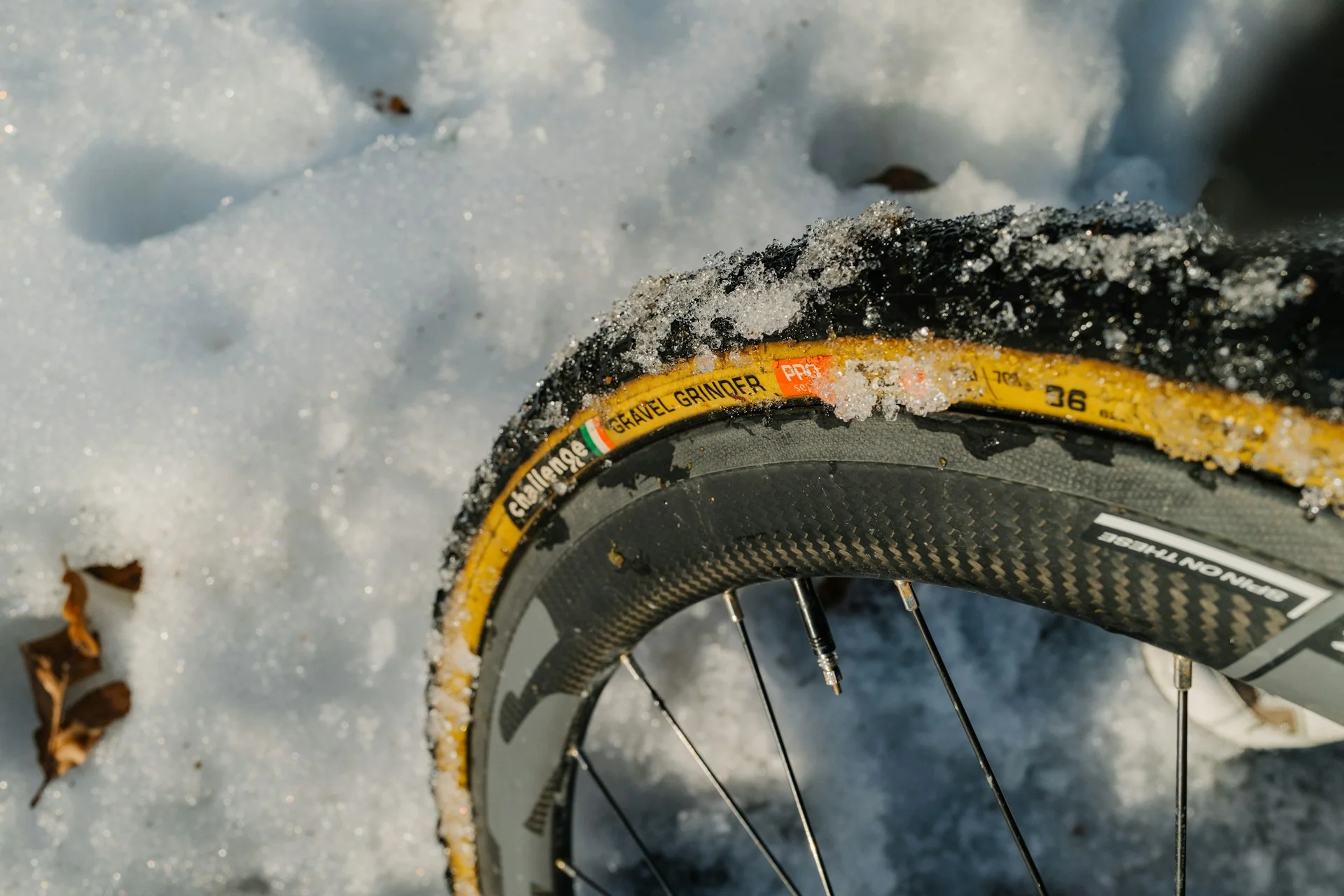 Tubeless vs. Clincher: Are You at Risk of a Blow-off?